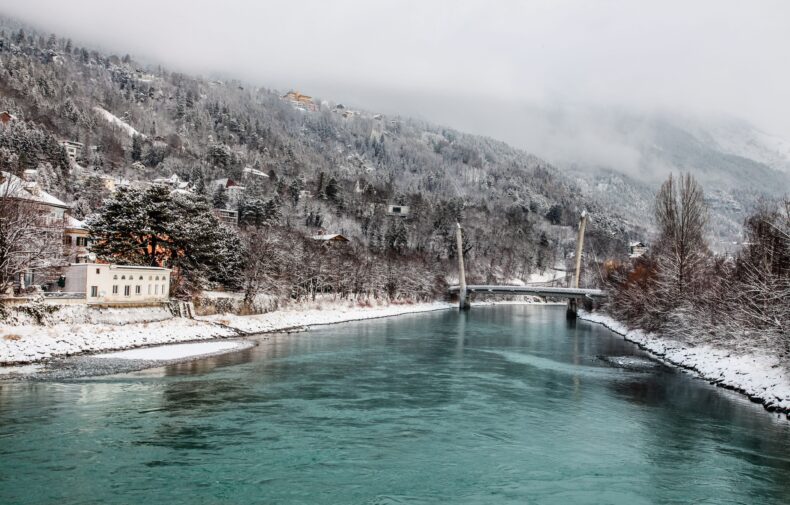 Atlas Limousine J.O. - luxury limousine service in Switzerland